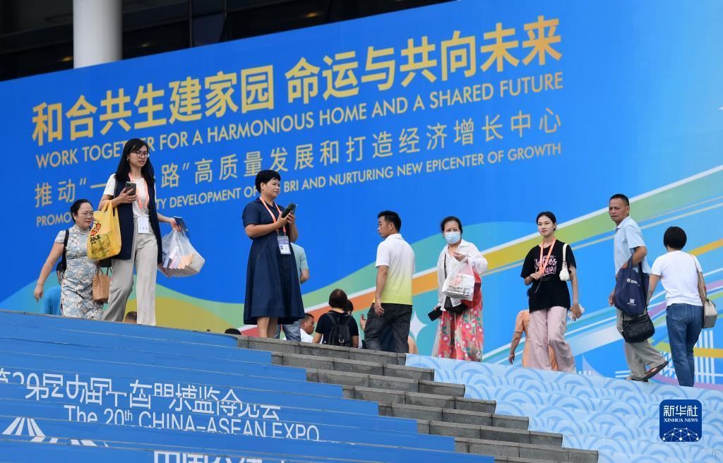 汇丰真人娱乐